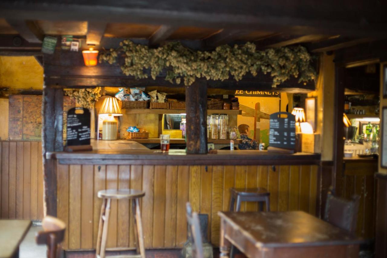 The Three Chimneys Country Pub Hotell Biddenden Exteriör bild