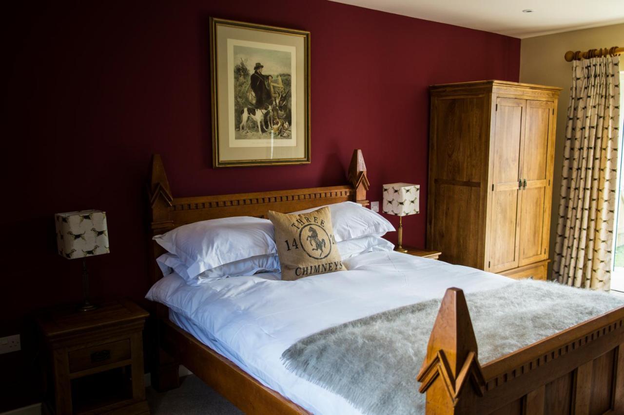 The Three Chimneys Country Pub Hotell Biddenden Exteriör bild