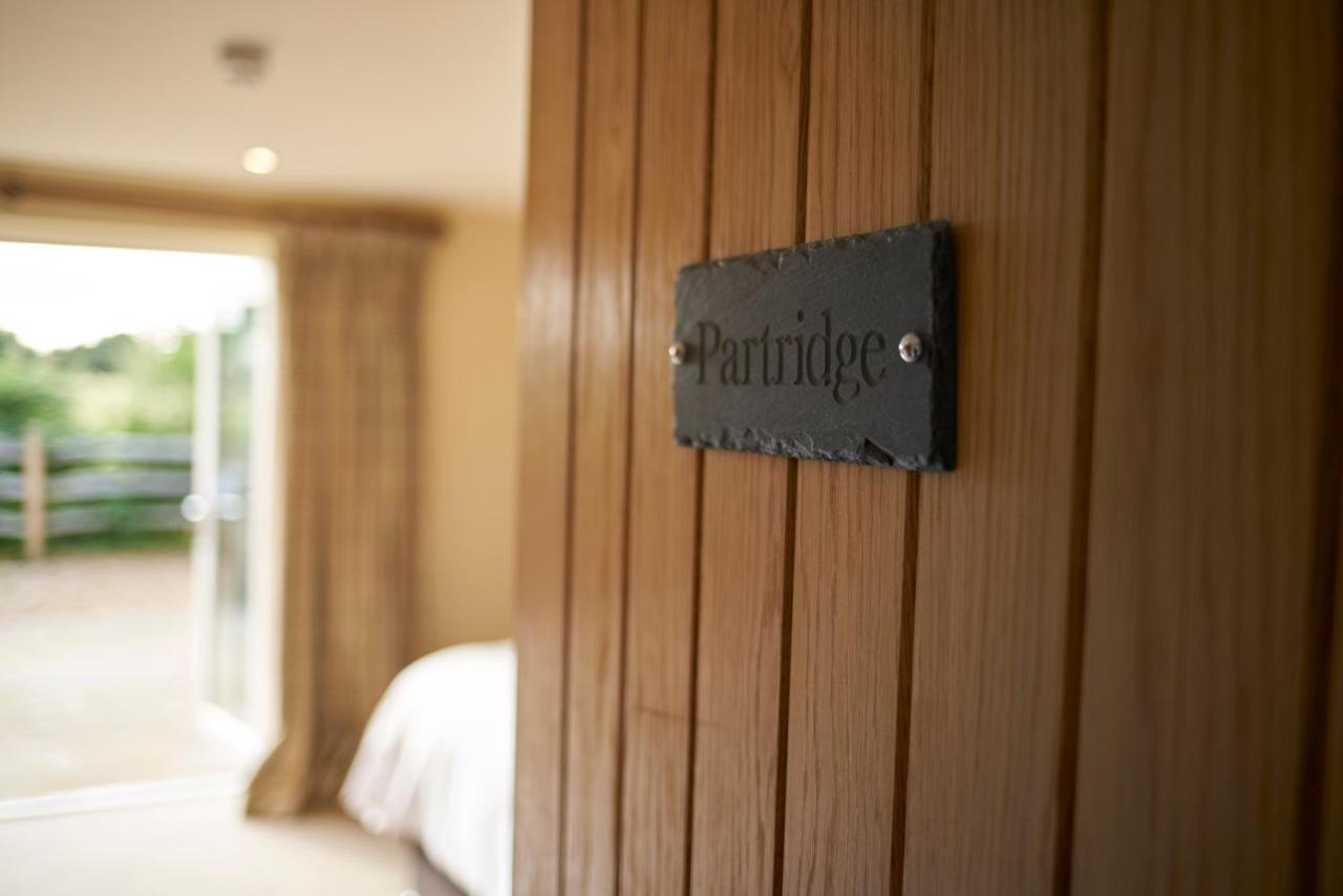 The Three Chimneys Country Pub Hotell Biddenden Exteriör bild